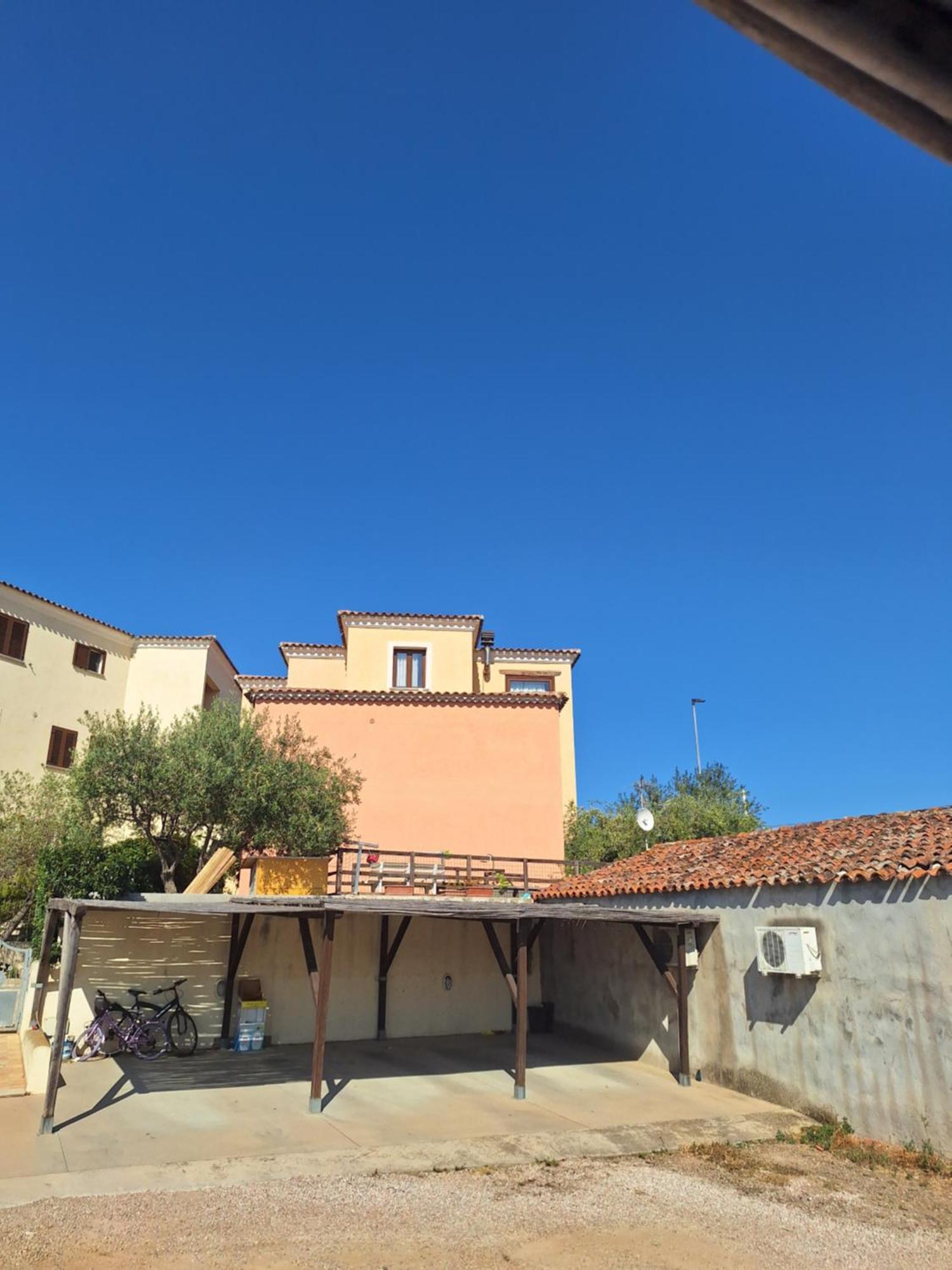 Appartement Attico Anais à Loiri Porto San Paolo Extérieur photo